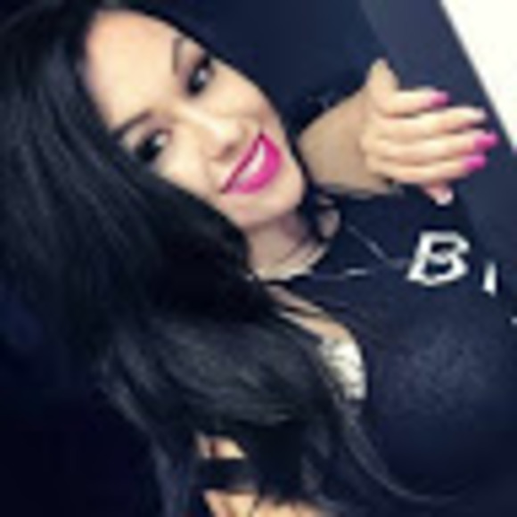 Meet your Posher, Evelyn - Picture 1 of 10